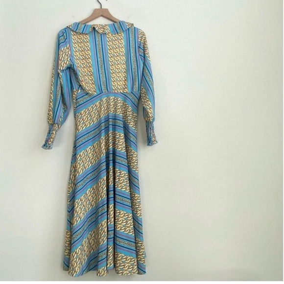 NWT Queen Bee Ruffle Plunge Front Midi Chain Print Maternity Dress Size 12 - Picture 8 of 13